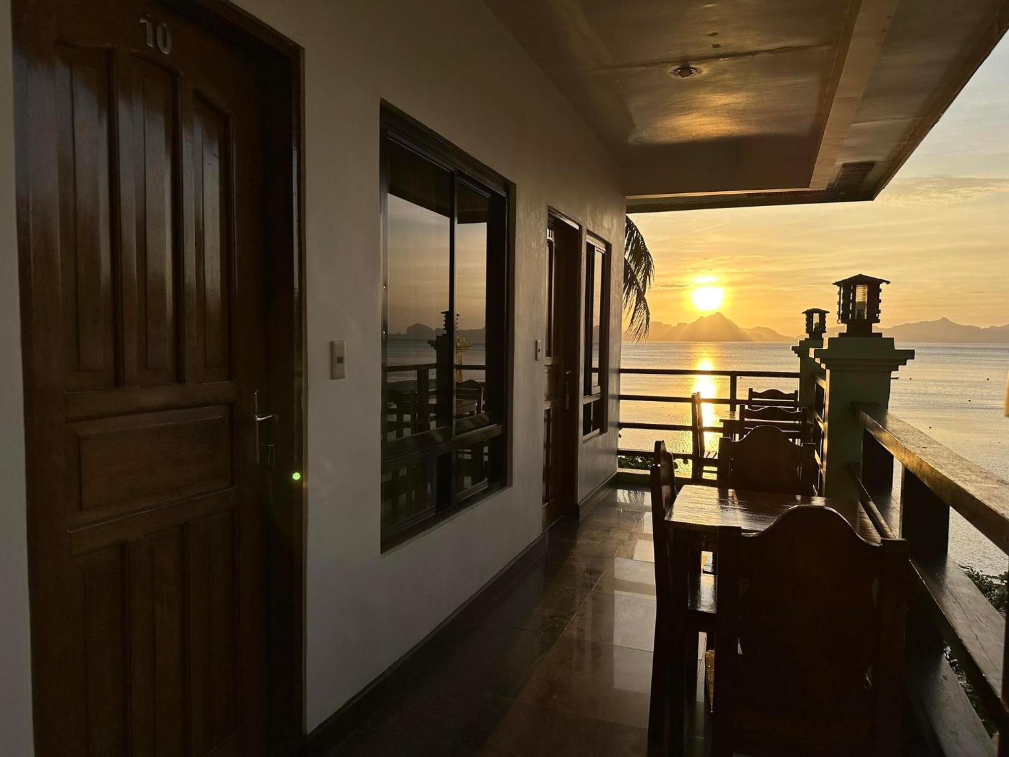 Desert Rose Beach Hotel El Nido Exterior photo