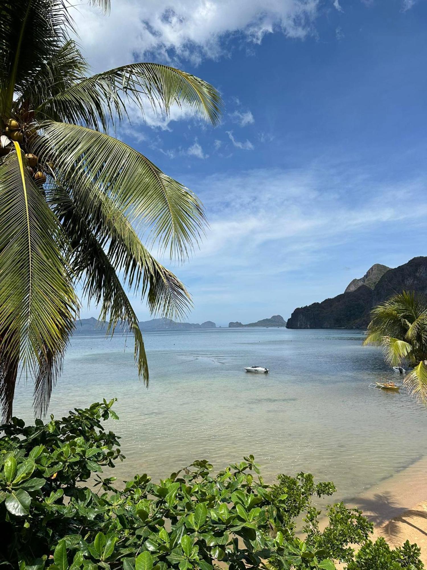 Desert Rose Beach Hotel El Nido Exterior photo