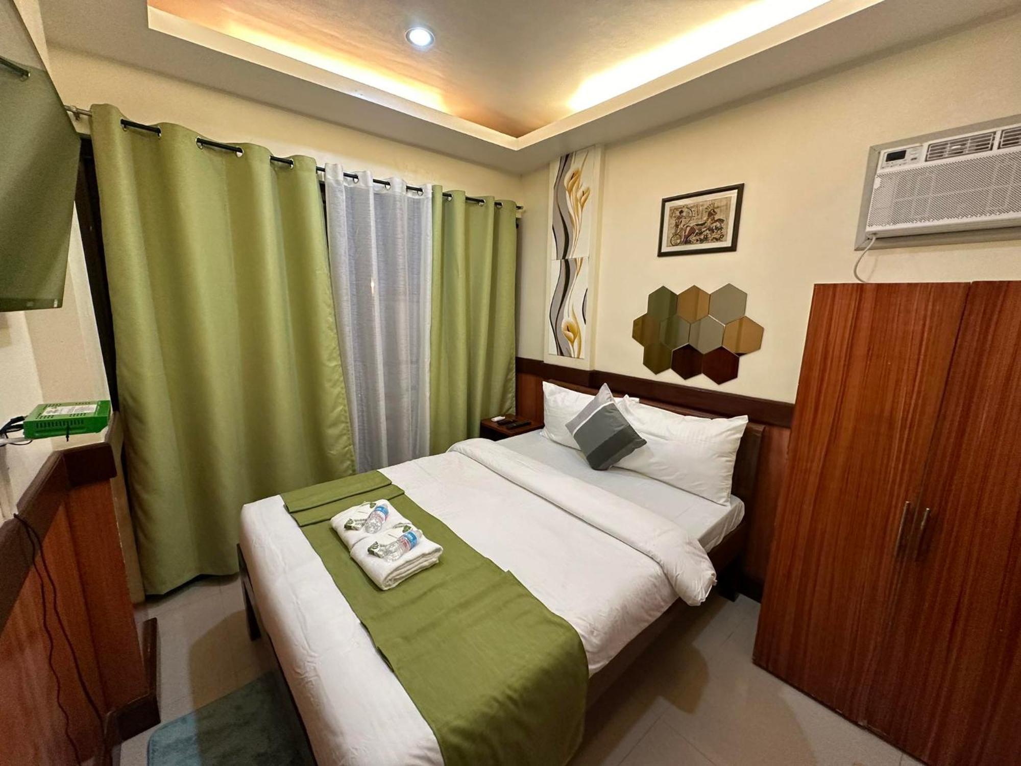 Desert Rose Beach Hotel El Nido Exterior photo